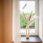 1 Bedroom - 1 Schlafzimmer - Grosse Terrasse - Cafe - Sekt - An Den Weinbergen * 로데스하임암라인