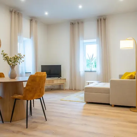 1 Bedroom - 1 Schlafzimmer - Grosse Terrasse - Cafe - Sekt - An Den Weinbergen * Rüdesheim am Rhein