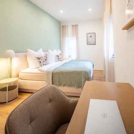 1 Bedroom - 1 Schlafzimmer - Grosse Terrasse - Cafe - Sekt - An Den Weinbergen Ruedesheim am Rhein