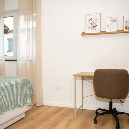 1 Bedroom - 1 Schlafzimmer - Grosse Terrasse - Cafe - Sekt - An Den Weinbergen * Ruedesheim am Rhein