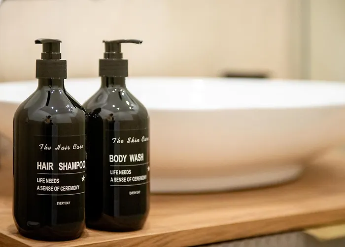 Vakantiehuis 1 Bedroom - 1 Schlafzimmer - Grosse Terrasse - Cafe - Sekt - An Den Weinbergen